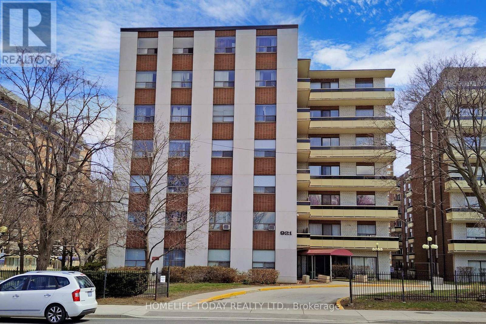 921 Midland AVE #206, Toronto (eglinton East), ON M1K4G2