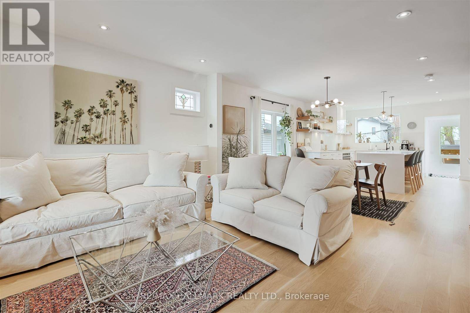Toronto (danforth Village-east York), ON M4J3W6,110 WILEY AVENUE N