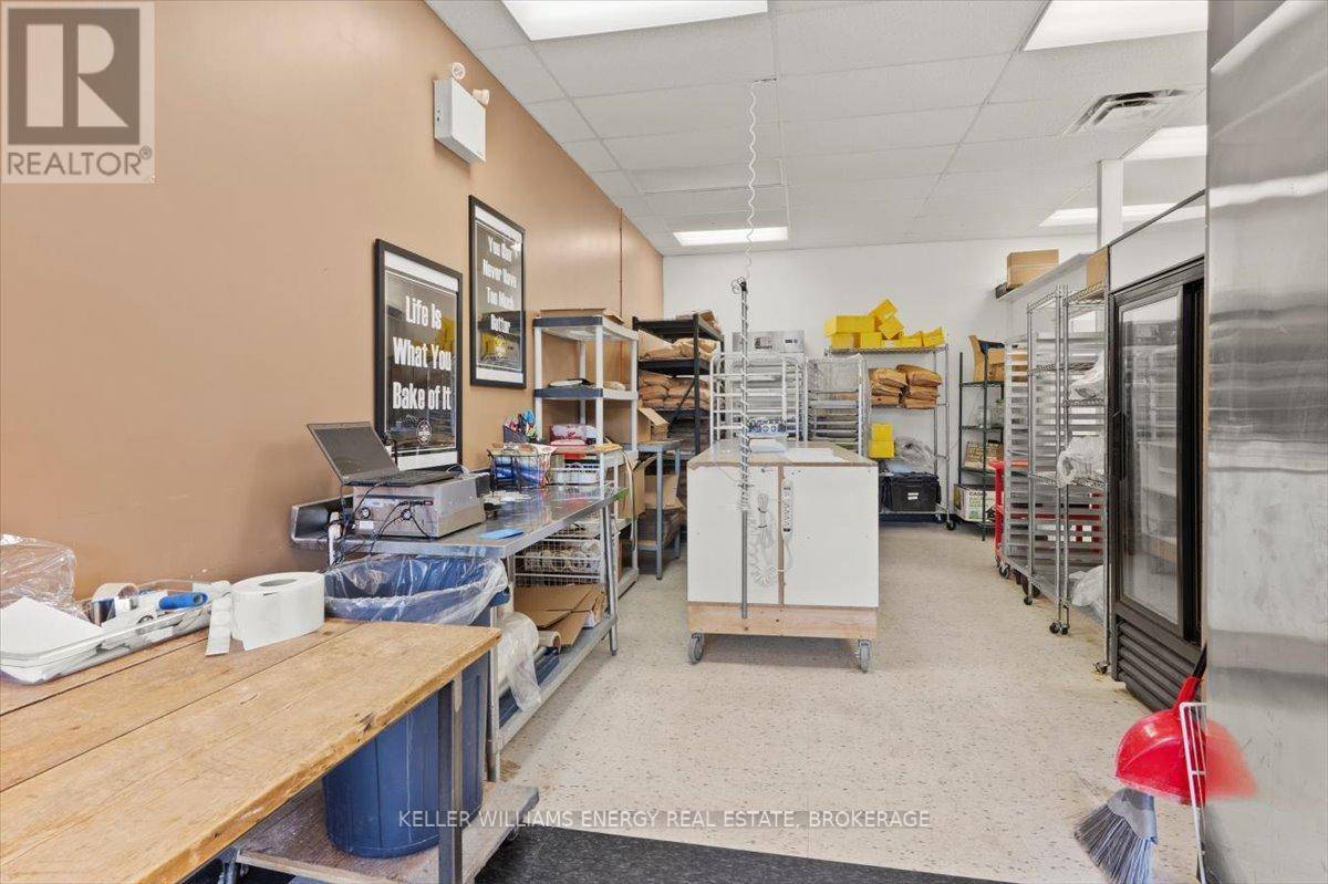 Oshawa (stevenson), ON L1J8P8,1077 Boundary RD #109