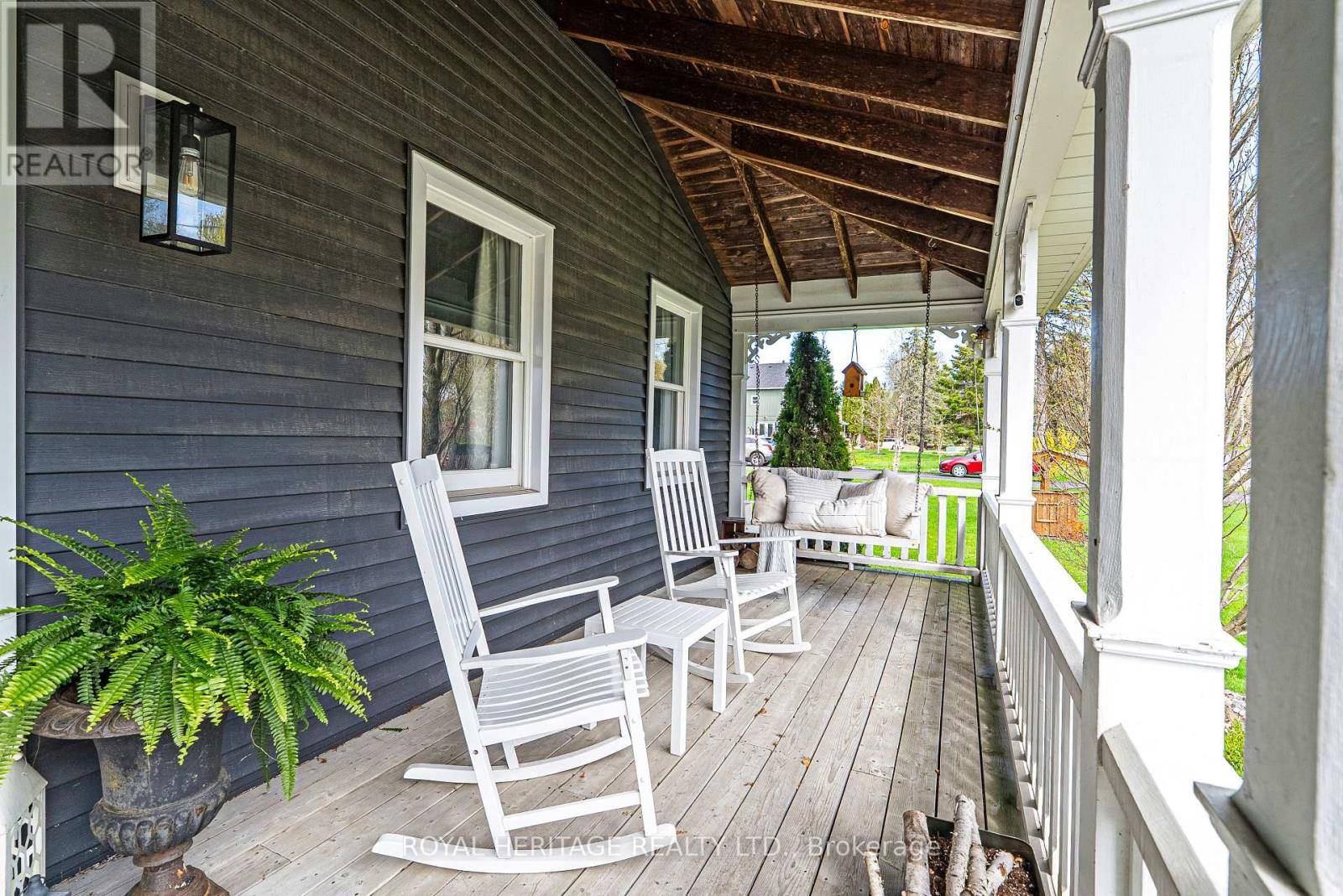 Pickering, ON L1Y1B4,5016 BARBER STREET E