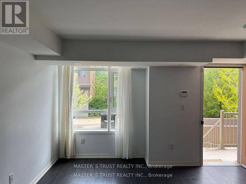 Toronto (malvern), ON M1B0C4,80 Orchid Place DR ##211