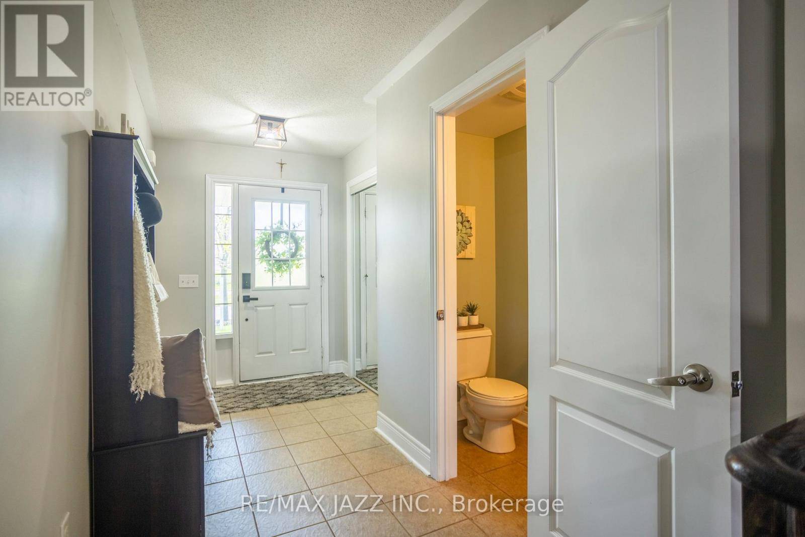 Clarington (courtice), ON L1E0B3,102 BATHGATE CRESCENT