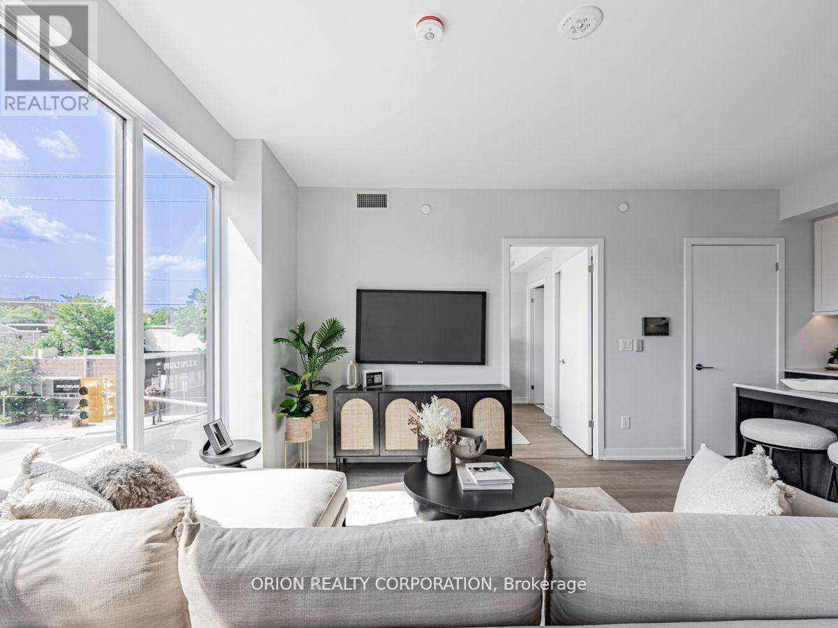201 Brock ST South #220, Whitby (downtown Whitby), ON L1N4K2