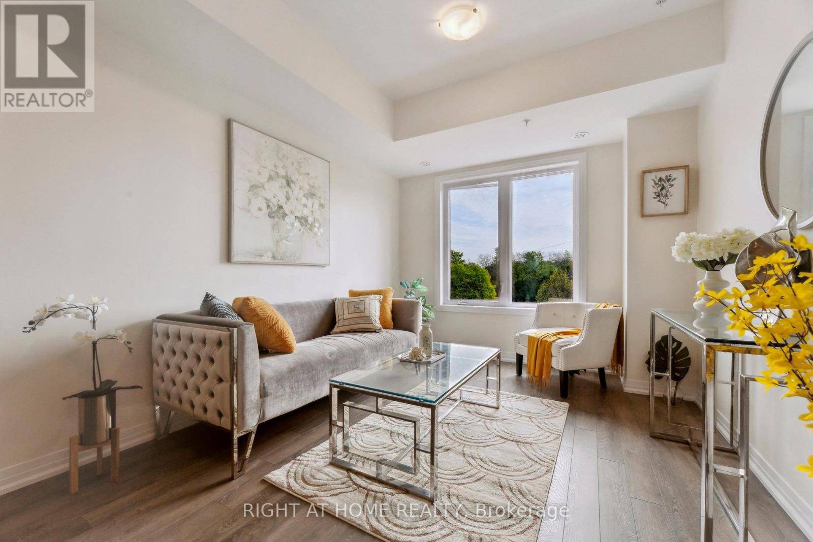 2635 William Jackson DR #814, Pickering (duffin Heights), ON L1X0L3