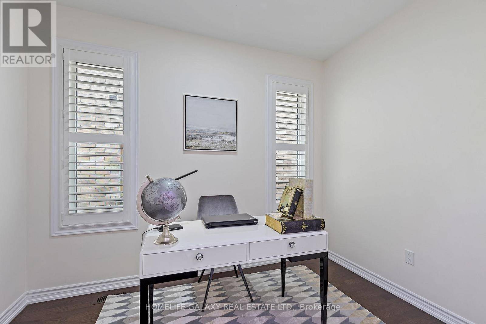 Whitby (lynde Creek), ON L1P0K5,64 SWORDFISH DRIVE