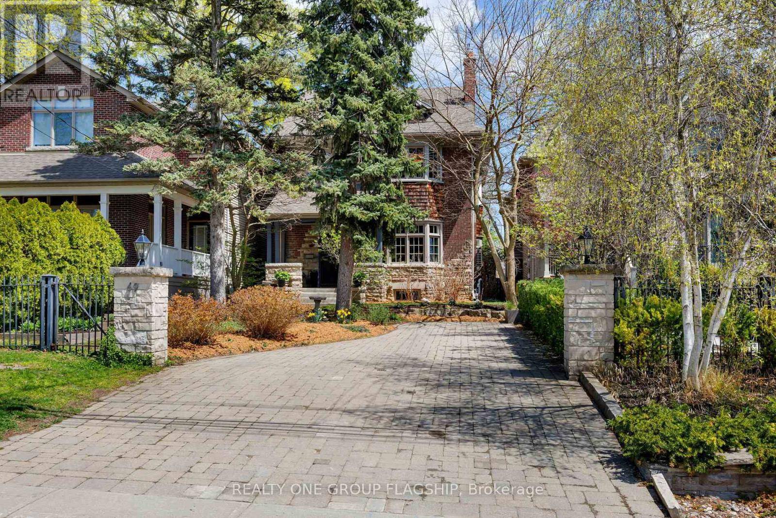 69 VICTORIA PARK AVENUE, Toronto (birchcliffe-cliffside), ON M4E3S2