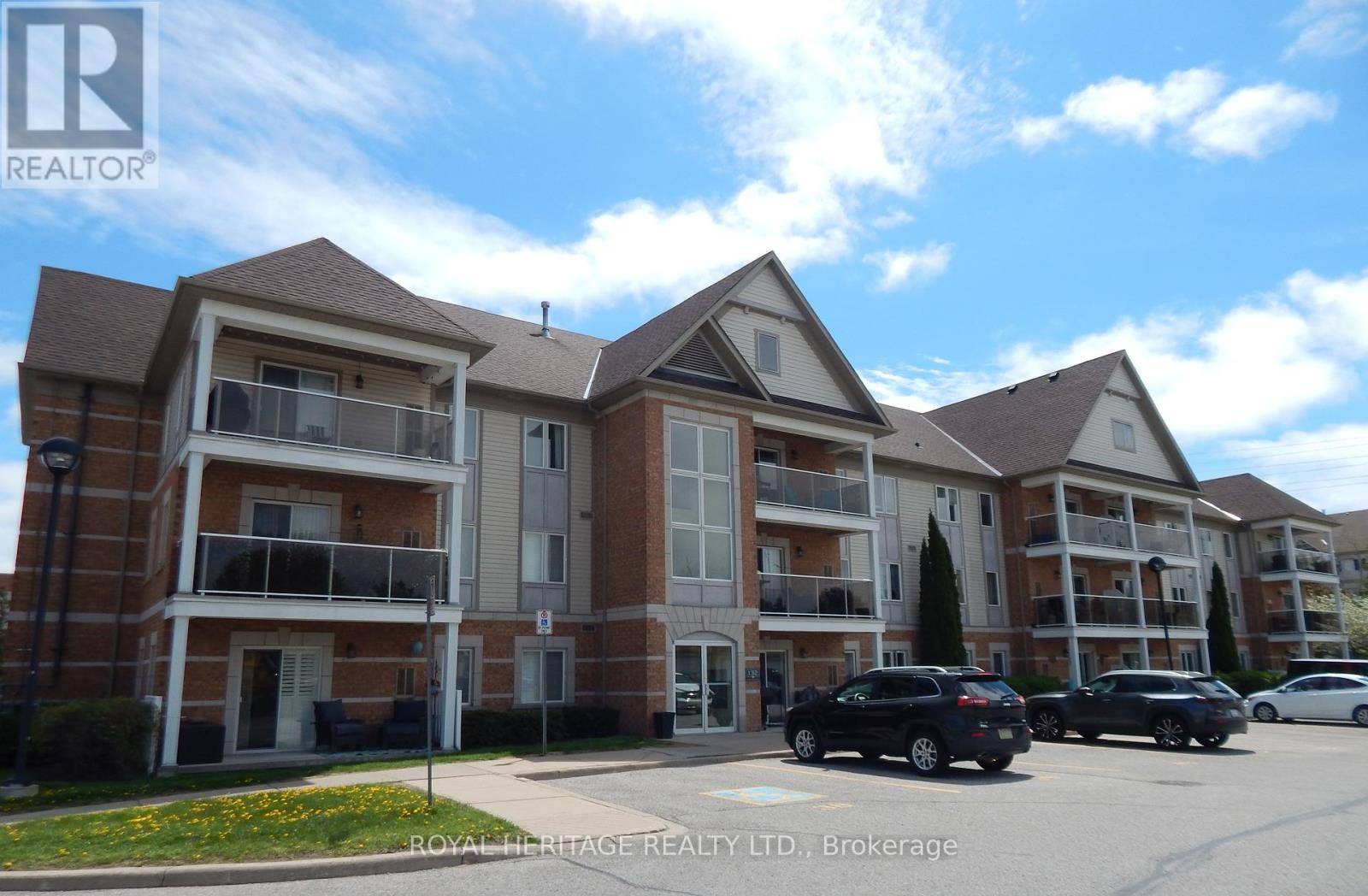 132 Aspen Springs DR #307, Clarington (bowmanville), ON L1C0H1