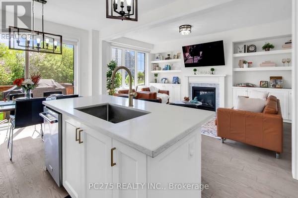 9 SWORDFISH DRIVE, Whitby (lynde Creek), ON L1P0K6