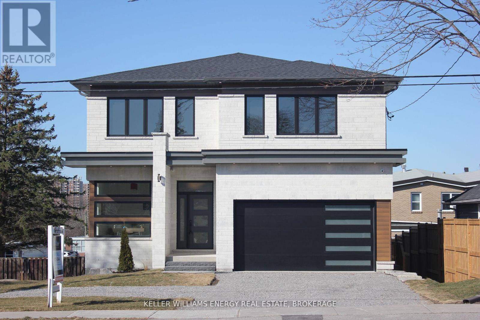 120B COCHRANE STREET, Whitby (lynde Creek), ON L1N5H8