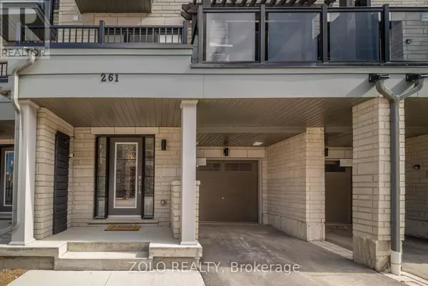 Clarington (bowmanville), ON L1C7E5,261 LORD ELGIN LANE