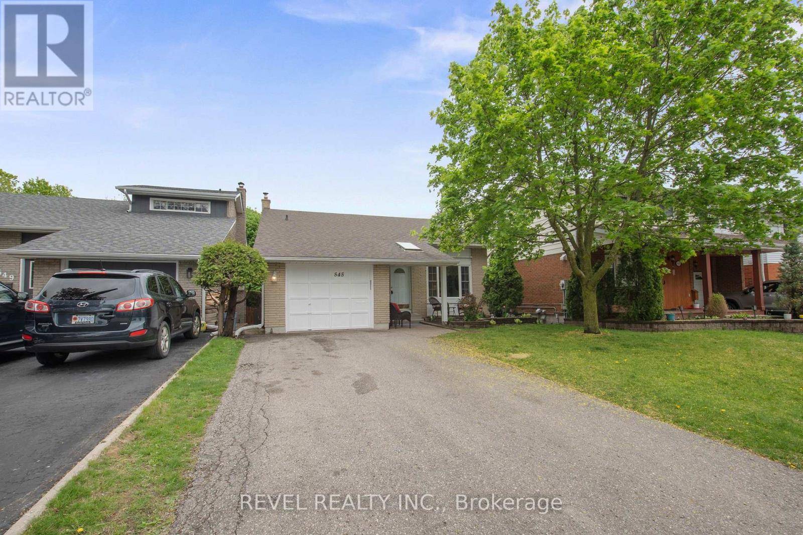 Oshawa (centennial), ON L1G7L7,545 CHARRINGTON AVENUE