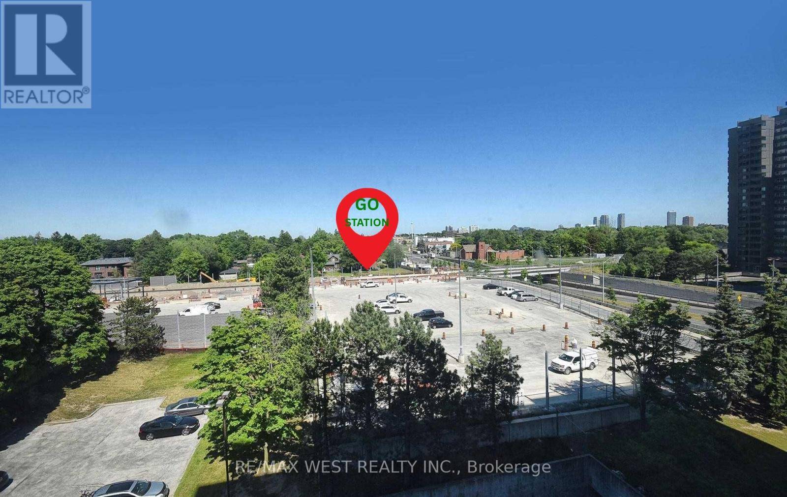 Toronto (agincourt South-malvern West), ON M1S4V3,1 Reidmount AVE #706