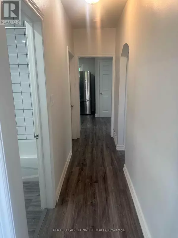 Oshawa (central), ON L1H2W6,429 Crerar AVE #Main