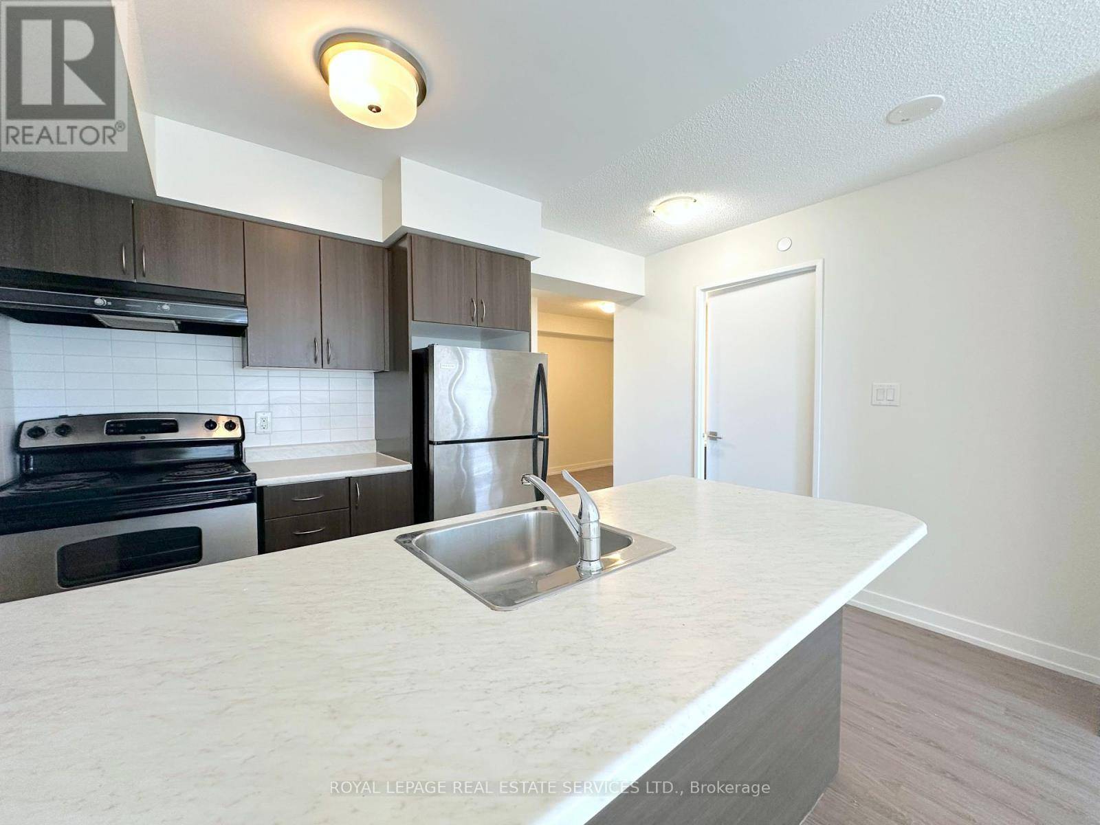 Ajax (south West), ON L1S7L7,73 Bayly ST West #1601