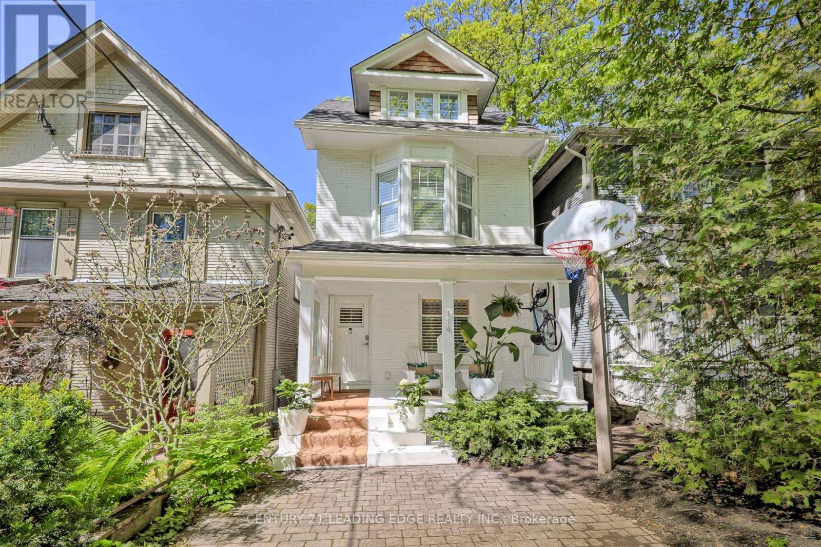 114 SILVER BIRCH AVENUE, Toronto (the Beaches), ON M4E3L4