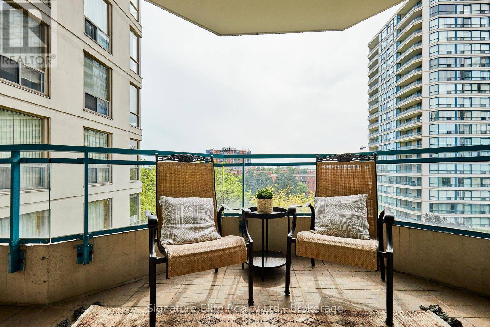 Toronto (agincourt South-malvern West), ON M1S5B3,4727 Sheppard AVE East #608