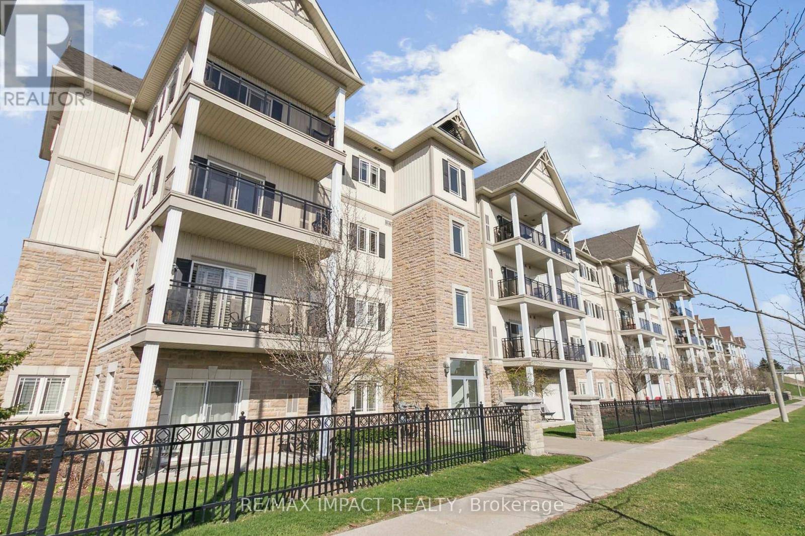 1 Sidney LN #L-05, Clarington (bowmanville), ON L1C0N5