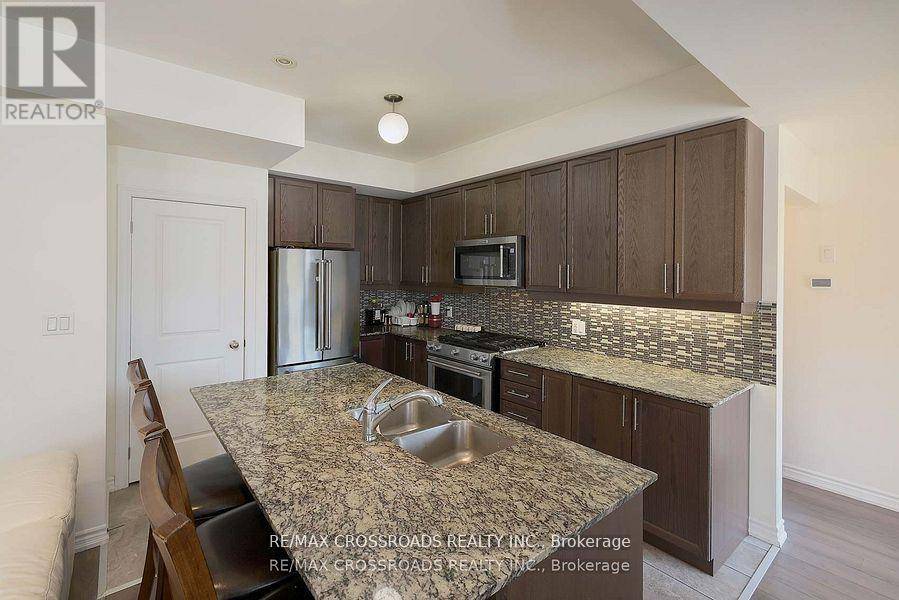Pickering (duffin Heights), ON L1X0E6,2726 William Jackson DR #12