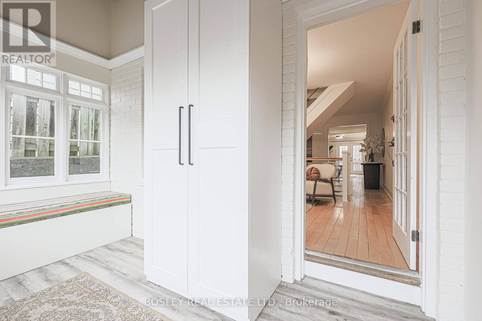 Toronto (the Beaches), ON M4L3S7,245 KENILWORTH AVENUE