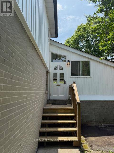 Toronto (rouge), ON M1C2M8,66 EAST WILLOW GATE