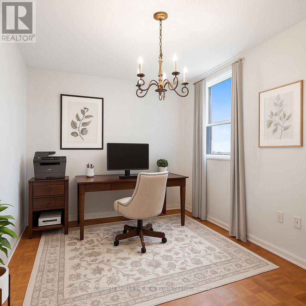 Toronto (crescent Town), ON M4C5L4,1 Massey SQ #PH 15