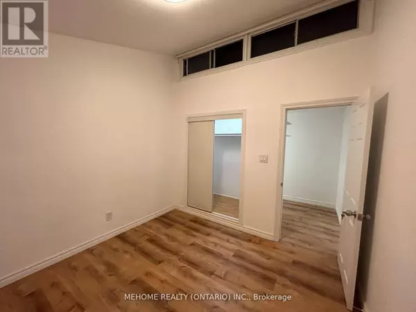 Toronto (birchcliffe-cliffside), ON M1N1T8,34 East Haven DR #2A