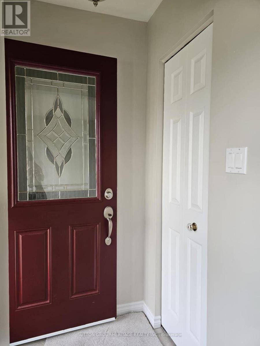 Oshawa (vanier), ON L1J5X8,281 VANCOUVER CRESCENT