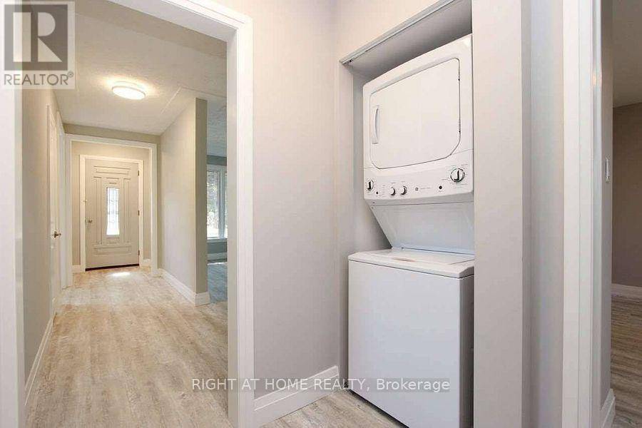 Oshawa (centennial), ON L1G4K4,1053 Somerville ST #Upper