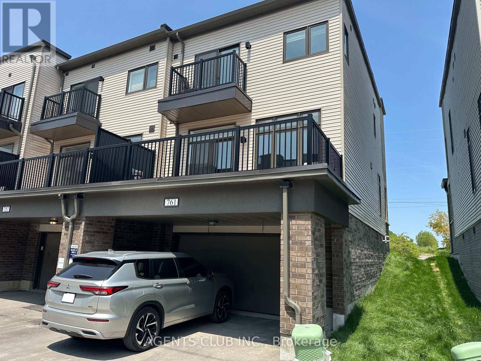Oshawa (samac), ON L1K3G4,761 Conlin RD East #Room-B