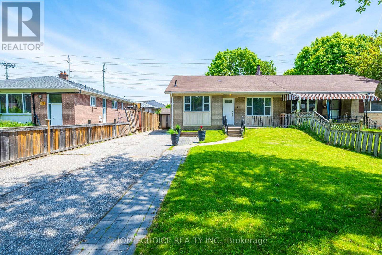 11 THORNCROFT CRESCENT, Ajax (south East), ON L1S2S1