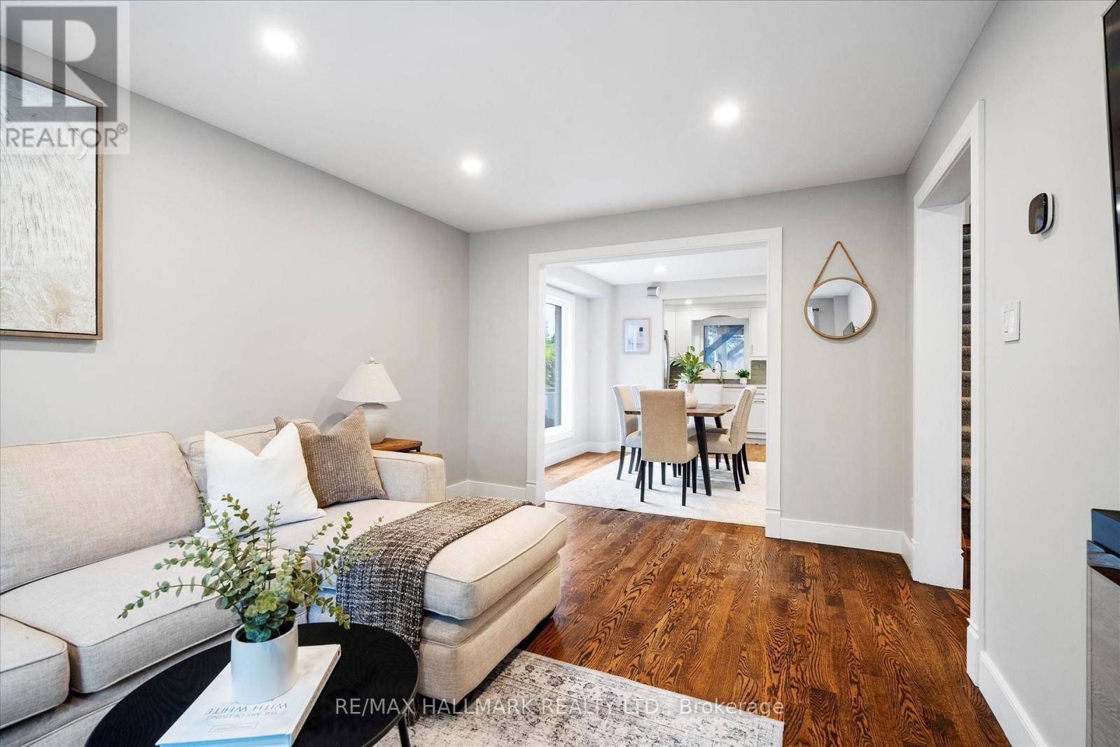 Whitby (lynde Creek), ON L1P1E5,5 BATEMAN COURT