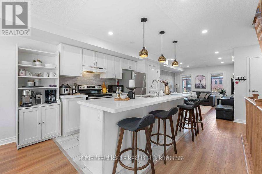 Oshawa (windfields), ON L1L0M6,2500 Hill Rise CT #121