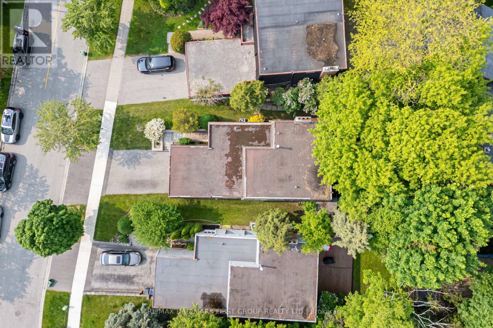 Toronto (centennial Scarborough), ON M1C2T9,9 TILLEY DRIVE