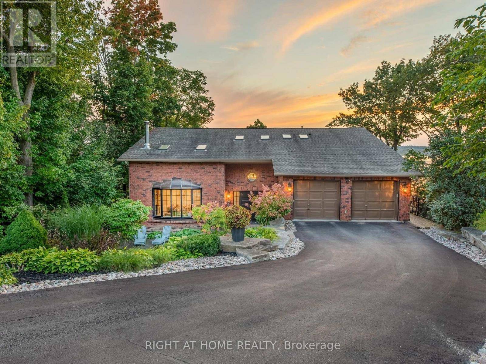Scugog, ON L9L1B4,12 PETTET DRIVE