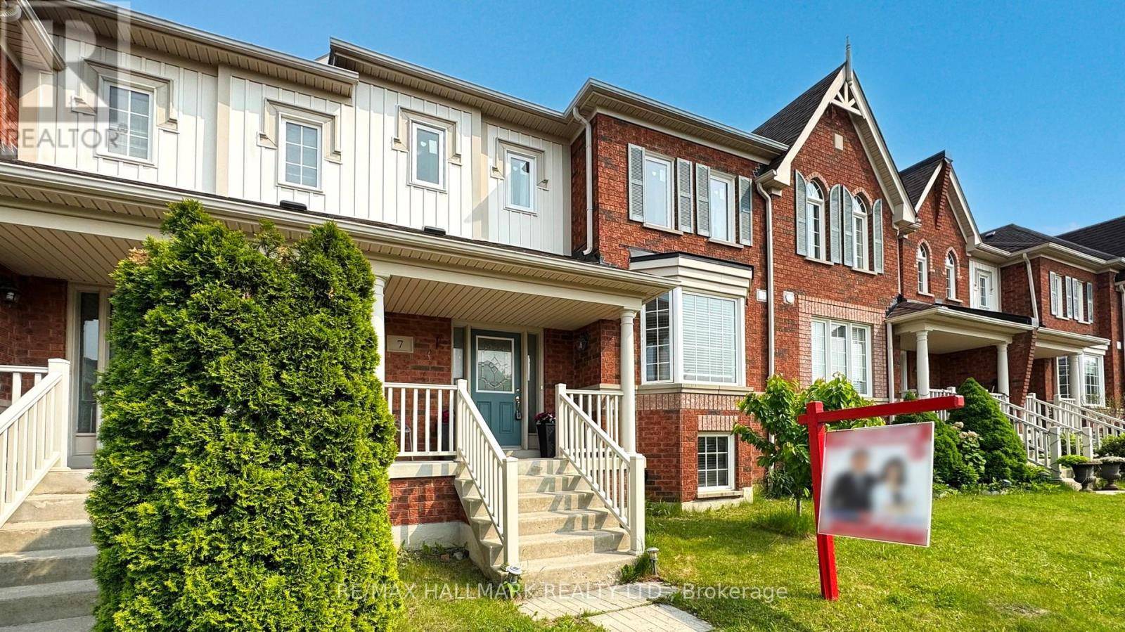7 DOLLERY GATE, Ajax (northeast Ajax), ON L1T0G6