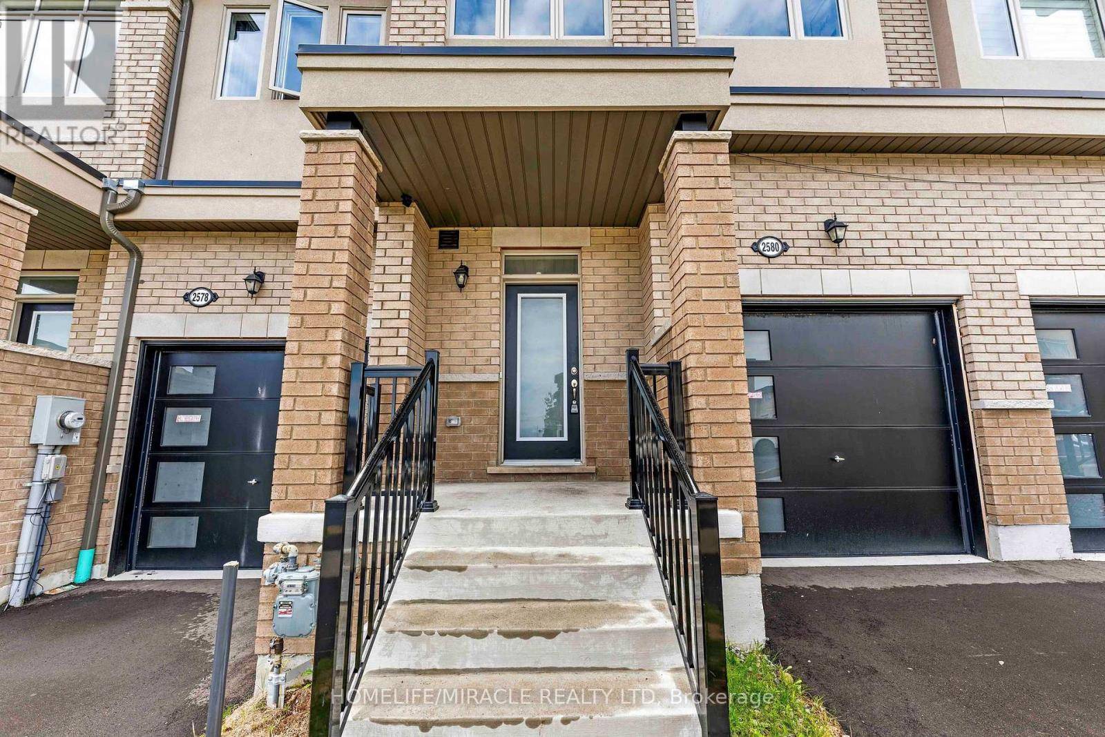 2580 WINTER WORDS DRIVE, Oshawa (windfields), ON L1L0S9
