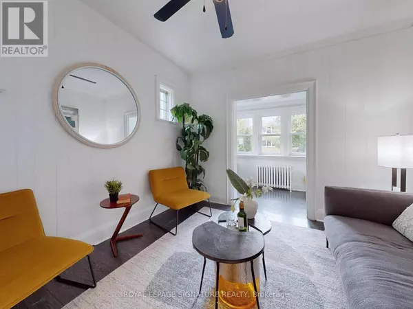 Toronto (greenwood-coxwell), ON M4L2J6,8 FAIRFORD AVENUE