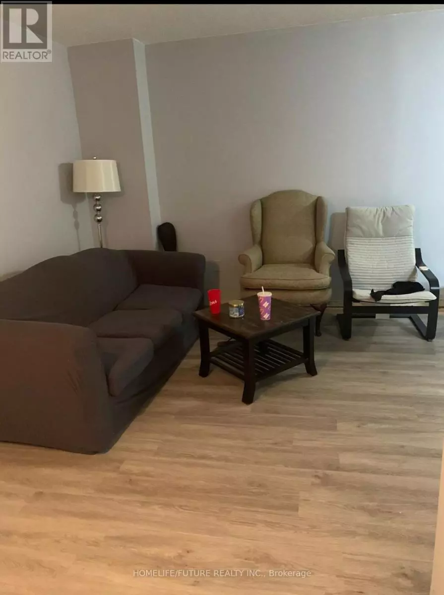 Toronto (dorset Park), ON M1P4V2,100 Dundalk DR #211