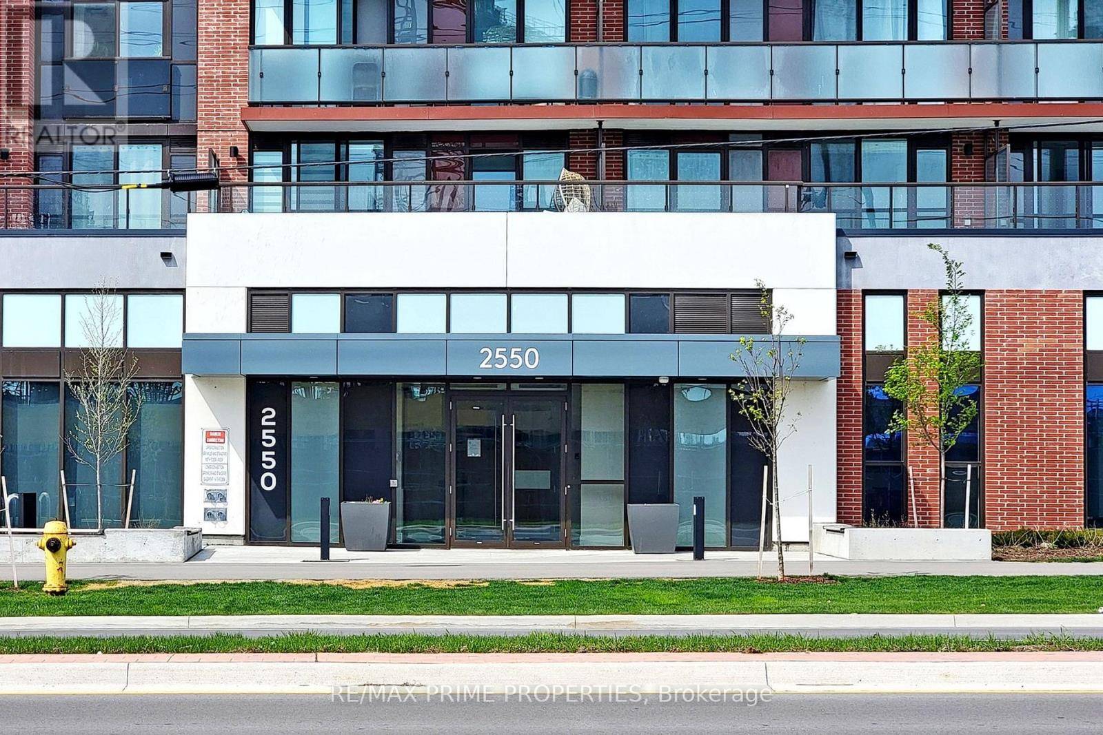 Oshawa (windfields), ON L1L0R5,2550 Simcoe ST North #2206