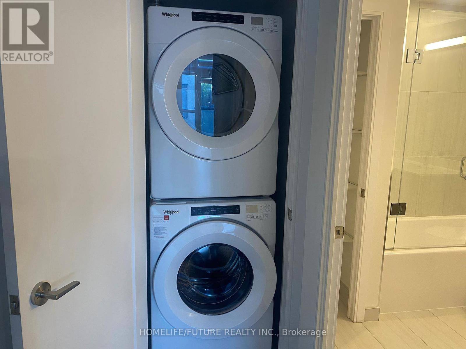 Toronto (agincourt South-malvern West), ON M1S0N4,225 Village Green SQ #204