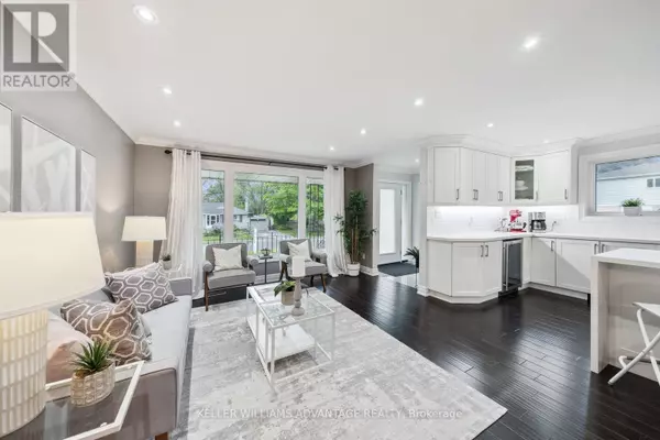 Toronto (centennial Scarborough), ON M1C2K8,8 BRUMWELL STREET