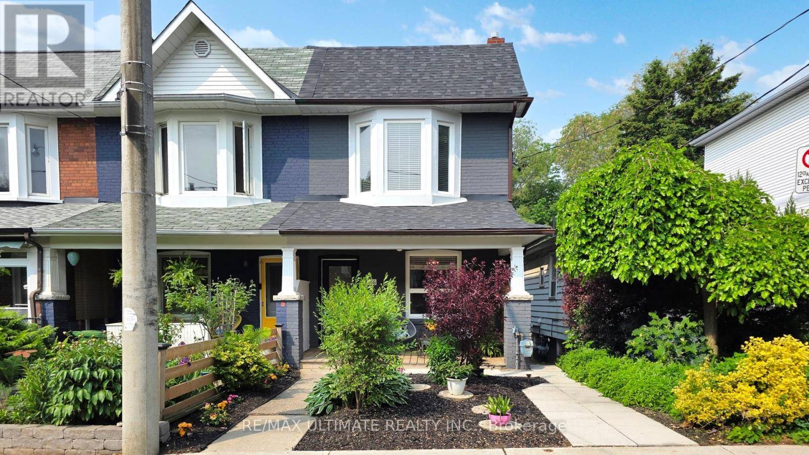 Toronto (greenwood-coxwell), ON M4L2V5,266 HIGHFIELD ROAD