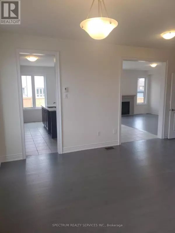 Clarington (newcastle), ON L1B0W4,27 ROGERSON STREET E