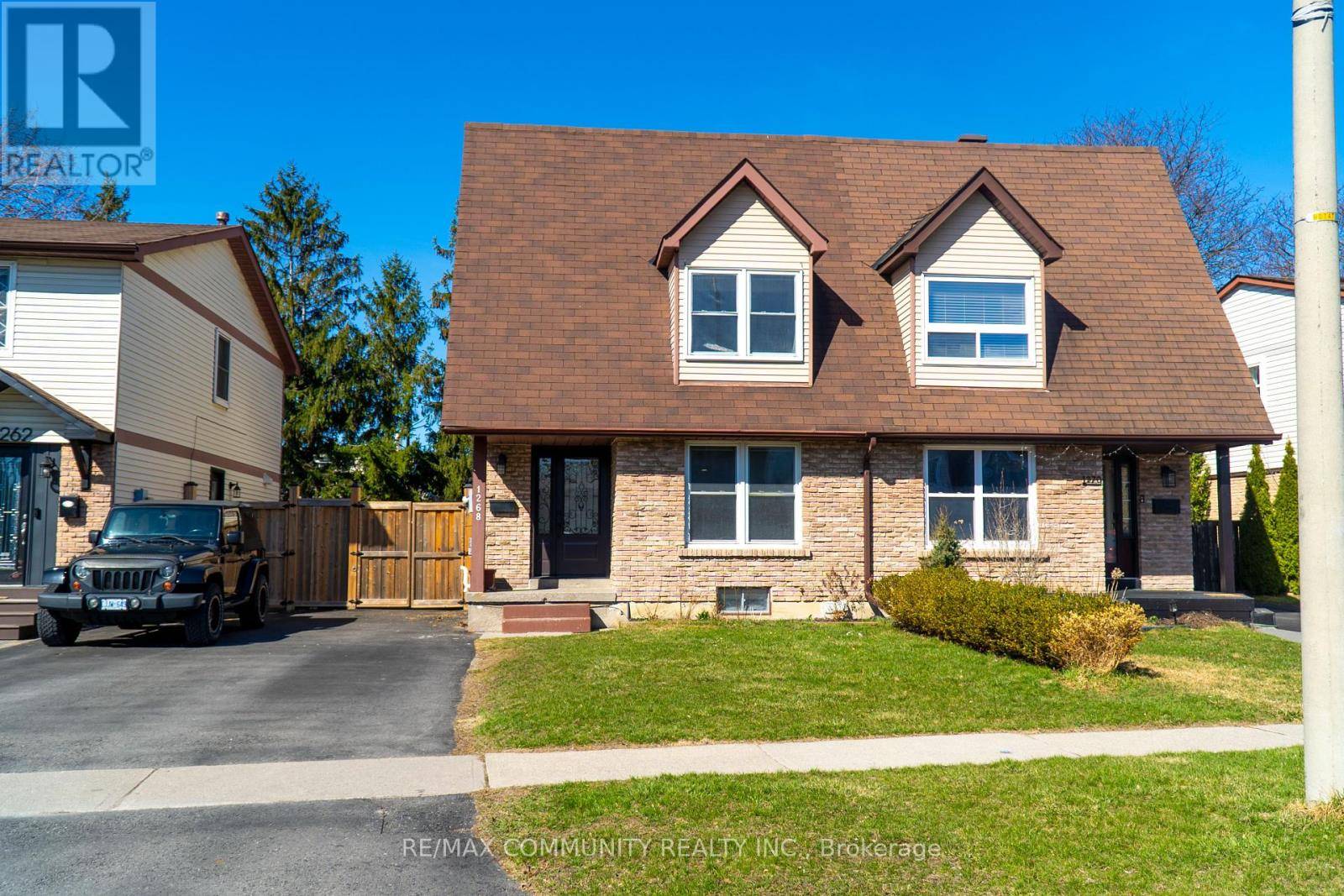 Oshawa (centennial), ON L1G7H2,1268 TROWBRIDGE DRIVE