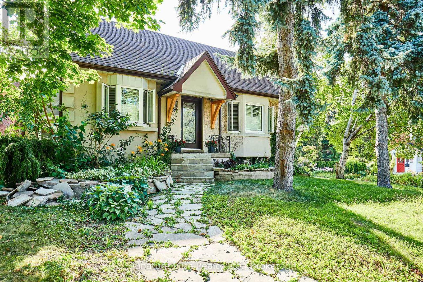 128 HAREWOOD AVENUE, Toronto (cliffcrest), ON M1M2R5