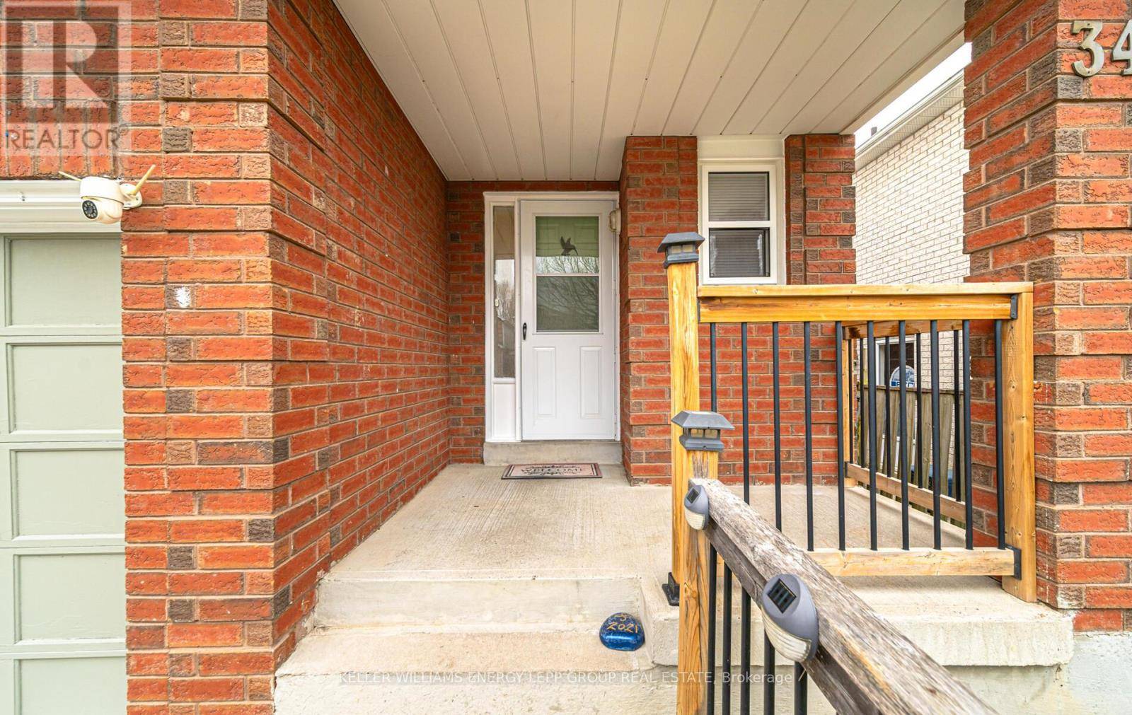 Clarington (bowmanville), ON L1C4J8,34 MARCHWOOD CRESCENT