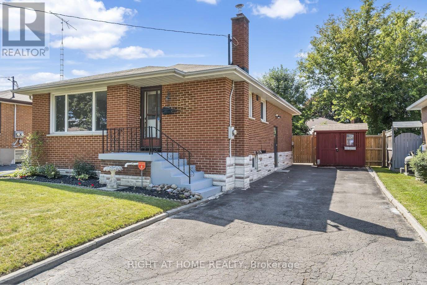 Oshawa (donevan), ON L1H6R4,256 Linden ST #Basement