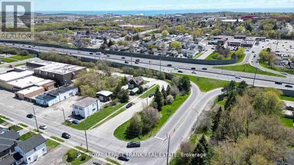 Oshawa (central), ON L1H3C2,0 TORONTO AVENUE