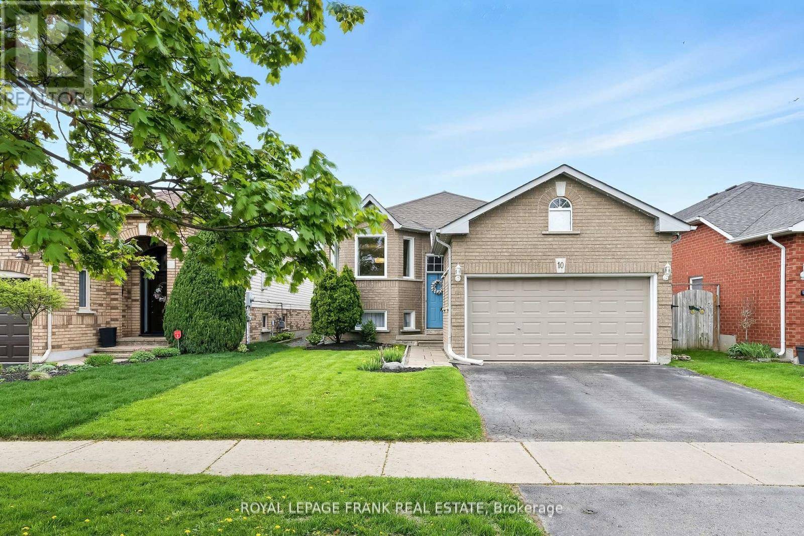 Clarington (bowmanville), ON L1C4Z7,10 LAURELWOOD STREET