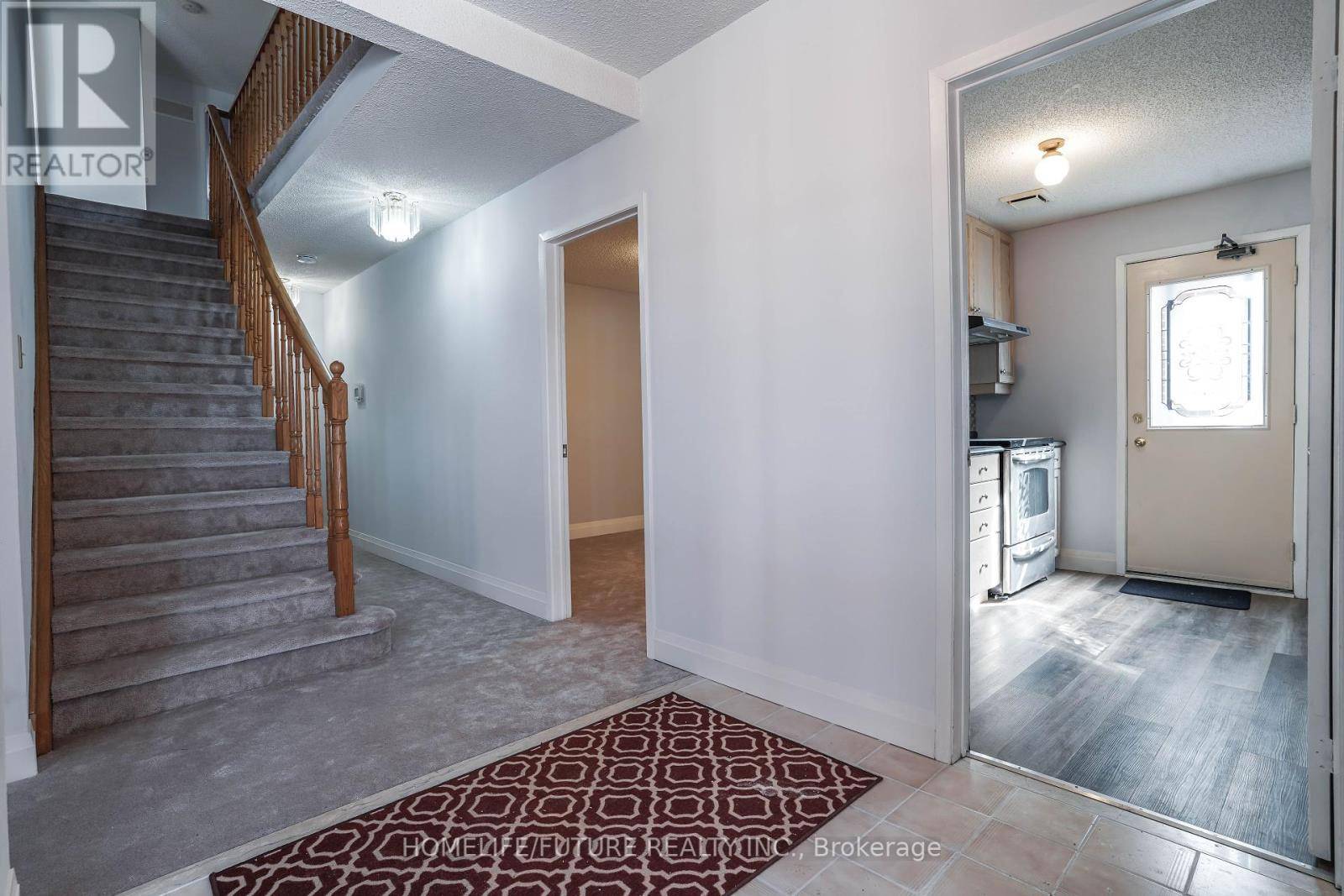 Toronto (highland Creek), ON M1C4J8,15 Houndtrail DR #Upper